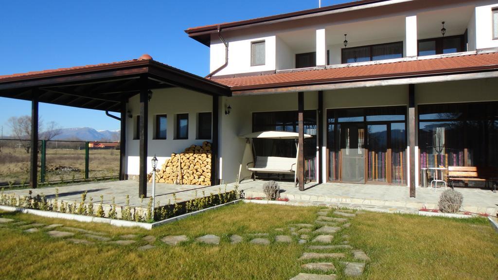 Guest House Hasiendata Pavel Banya Buitenkant foto