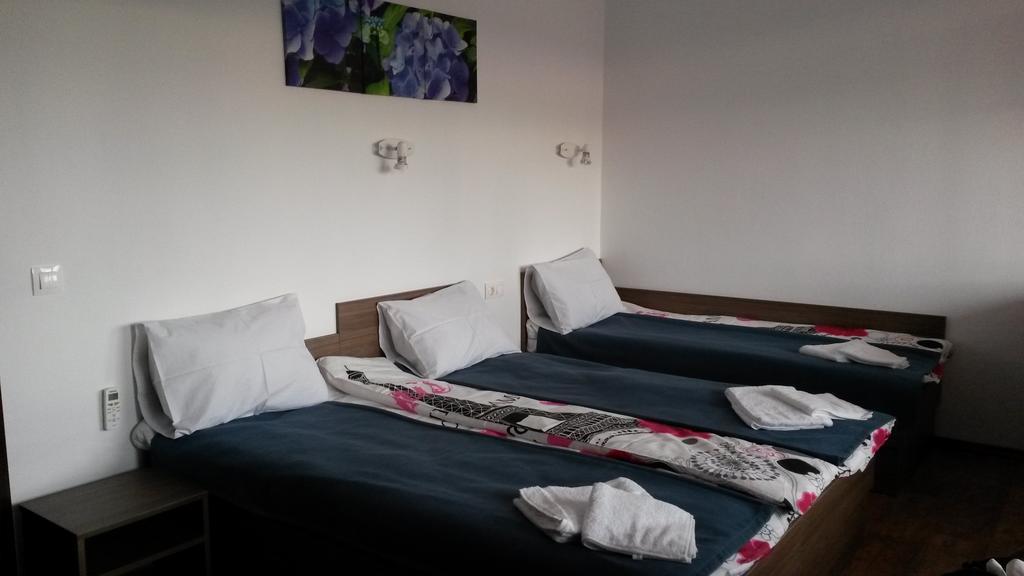 Guest House Hasiendata Pavel Banya Buitenkant foto