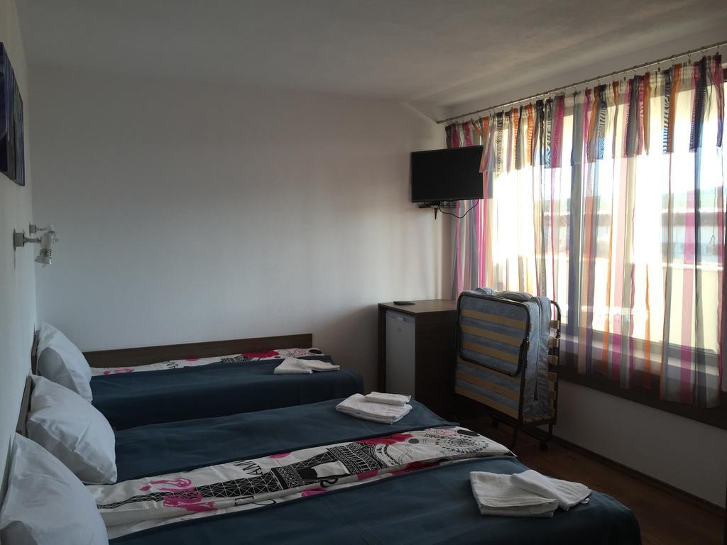 Guest House Hasiendata Pavel Banya Buitenkant foto